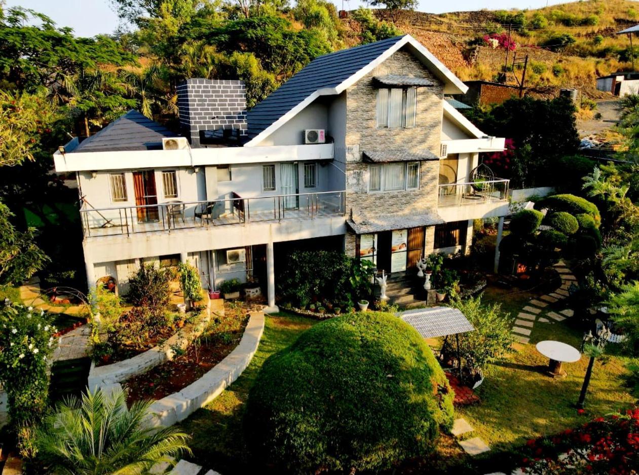 Valleycrest Villa With Swimming Pool マハバレシュワール エクステリア 写真